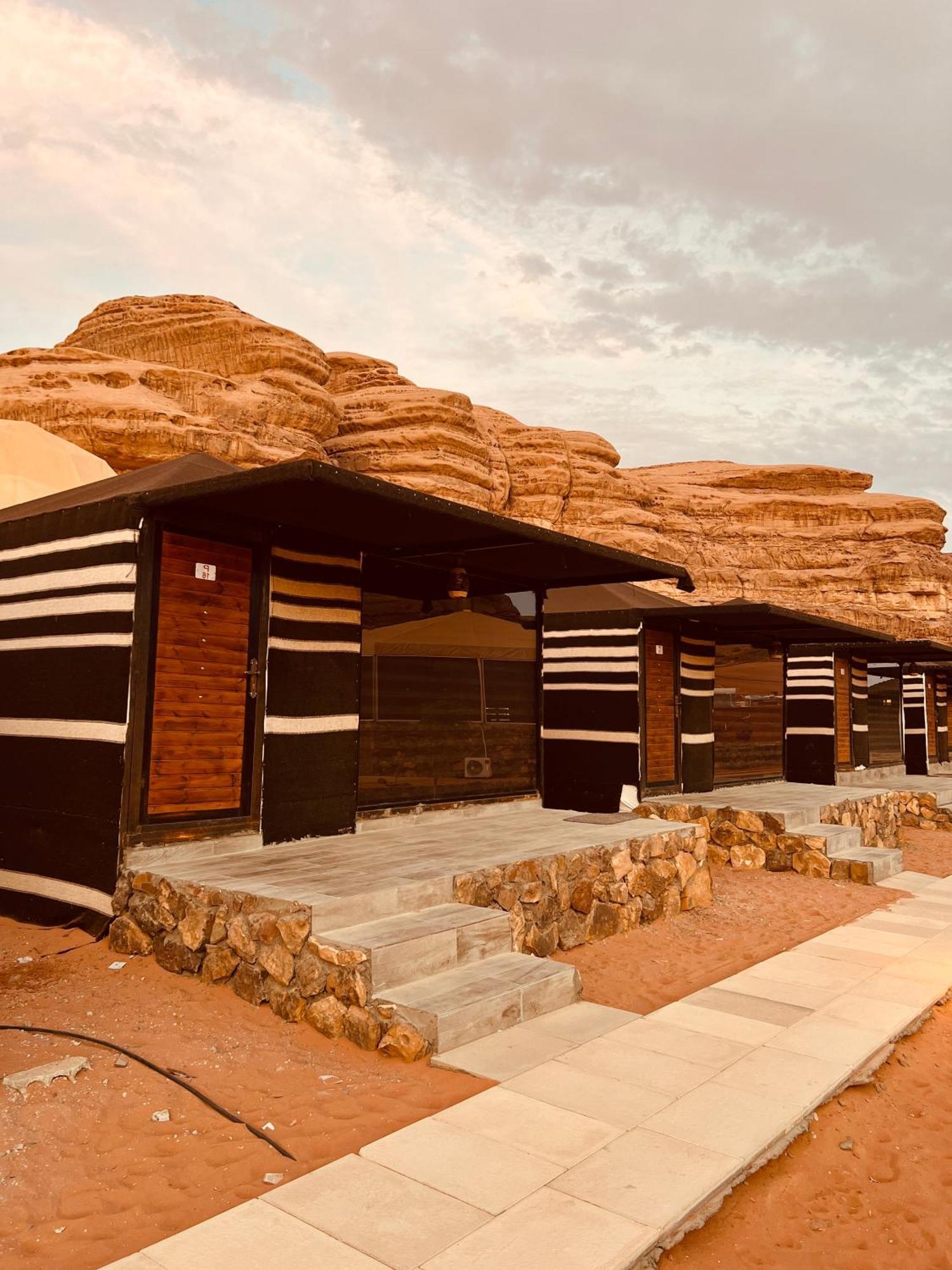 Revan Rum Luxury Camp Wadi Rum Exterior foto