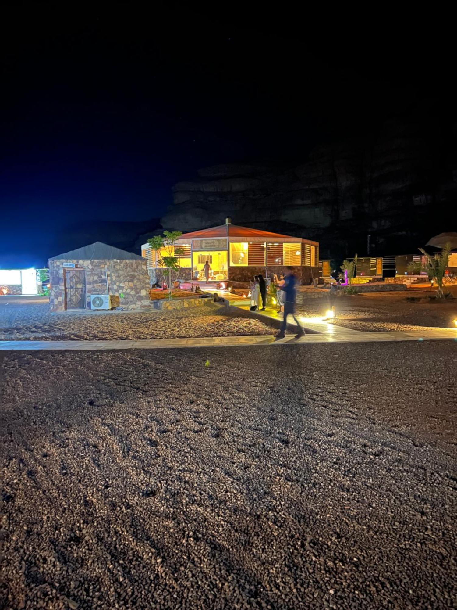 Revan Rum Luxury Camp Wadi Rum Exterior foto